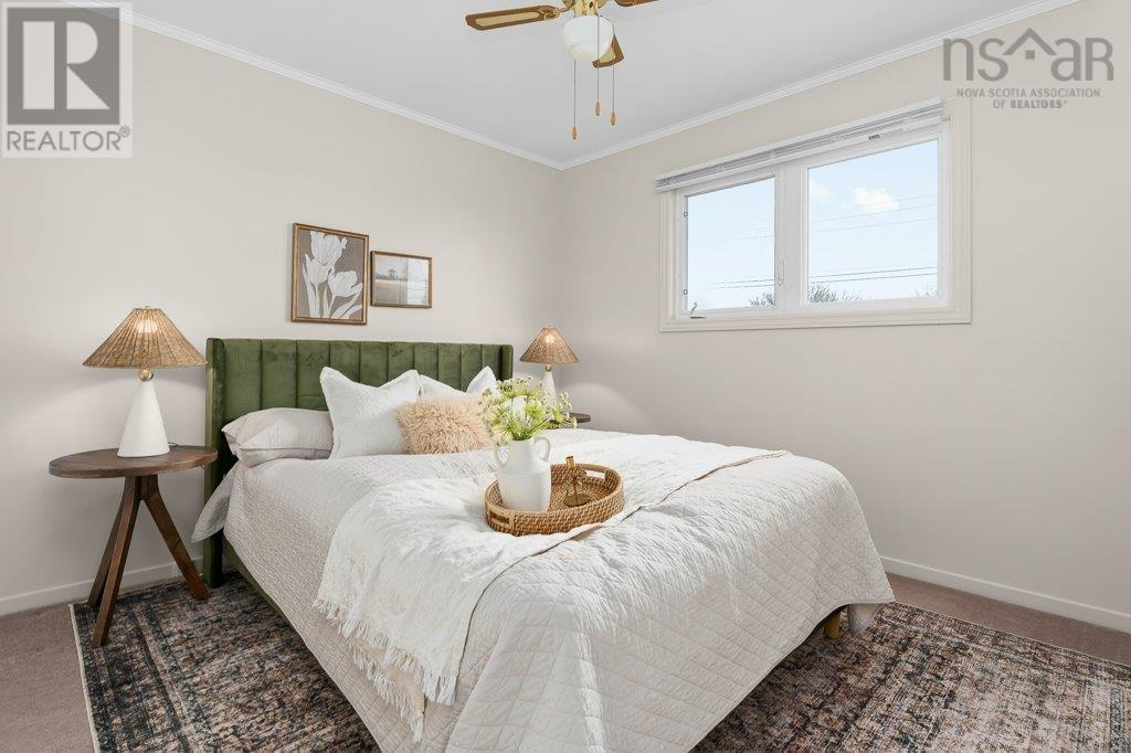 Property 21 of 48 of 120 Flying Cloud Drive