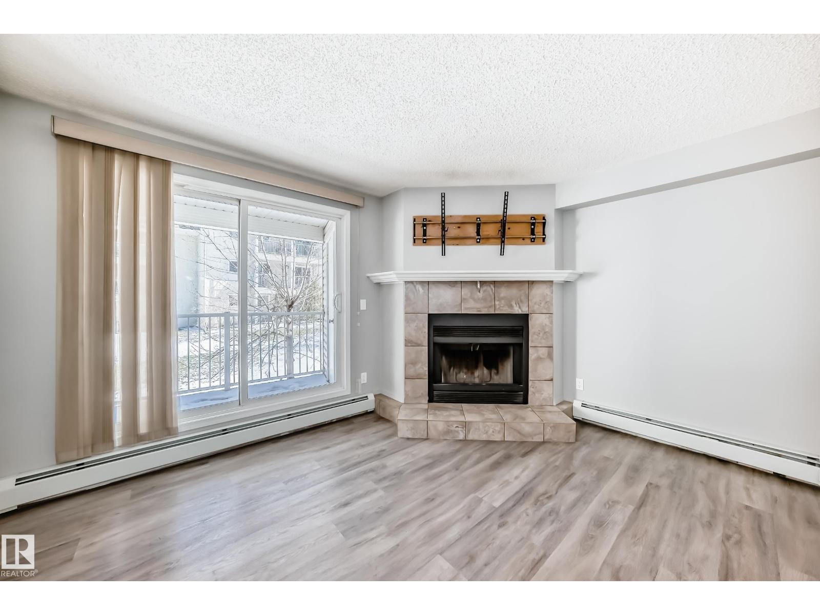 #202 328 Woodbridge WY, Sherwood Park