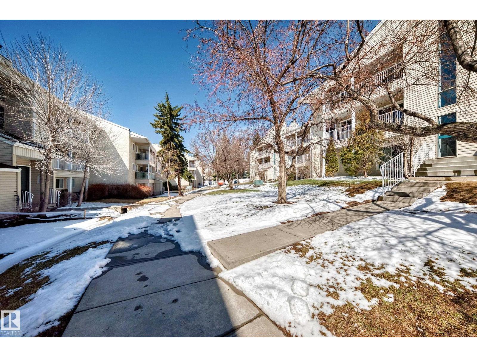 #202 328 Woodbridge WY, Sherwood Park