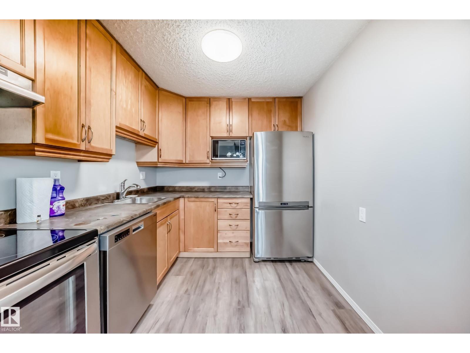 #202 328 Woodbridge WY, Sherwood Park