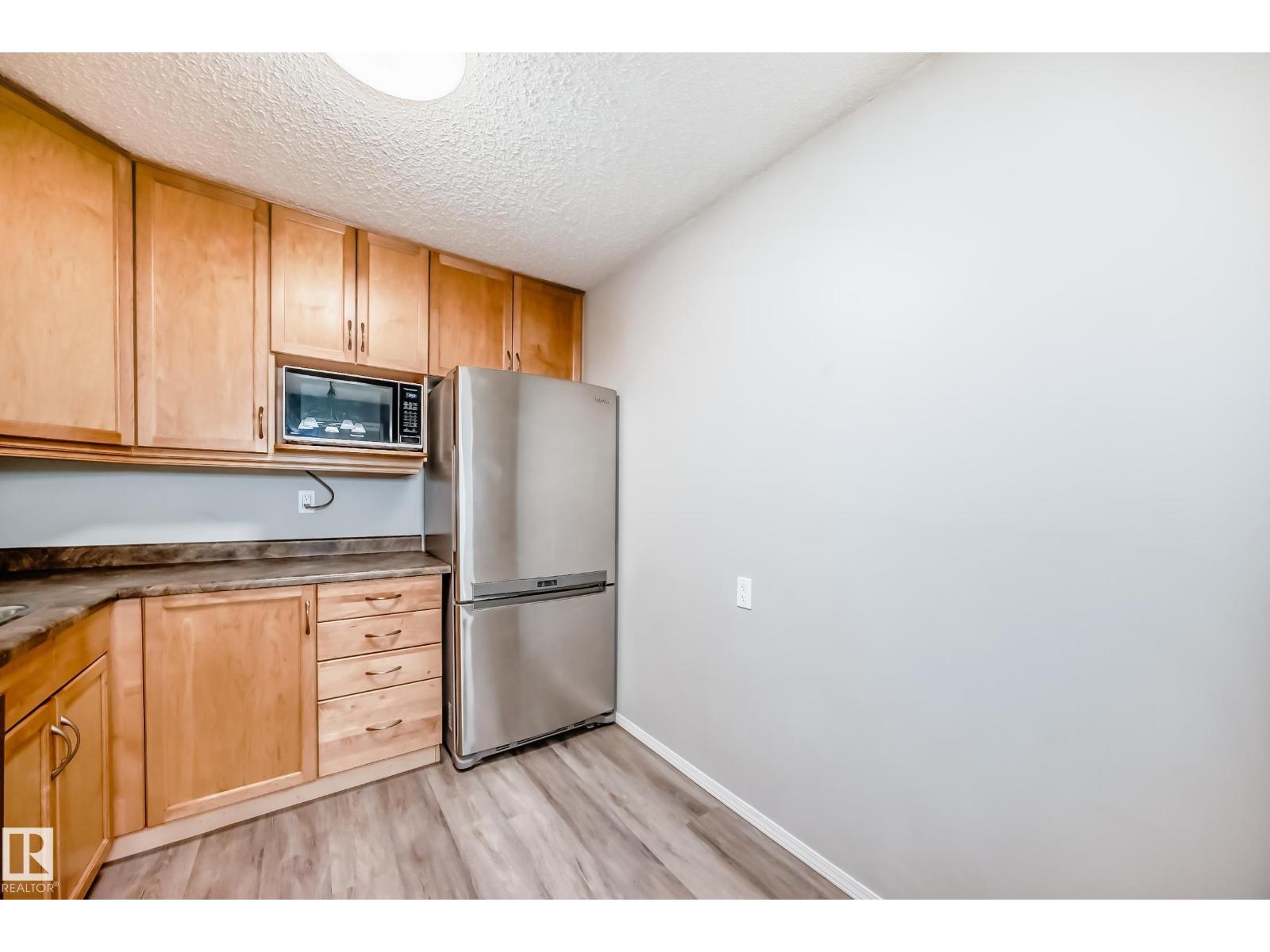 #202 328 Woodbridge WY, Sherwood Park