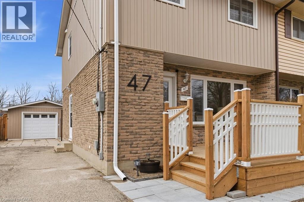 47 BEXLEY Street, Woodstock, Ontario, N4S5X6 — Photo 2