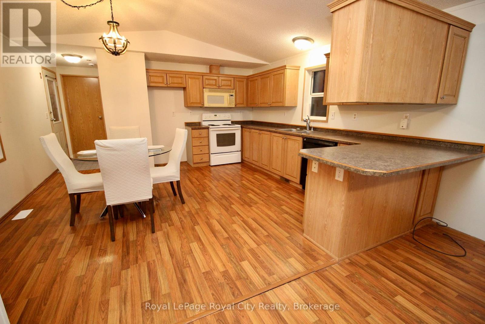 6 OLYMPIA AVENUE - Image 20