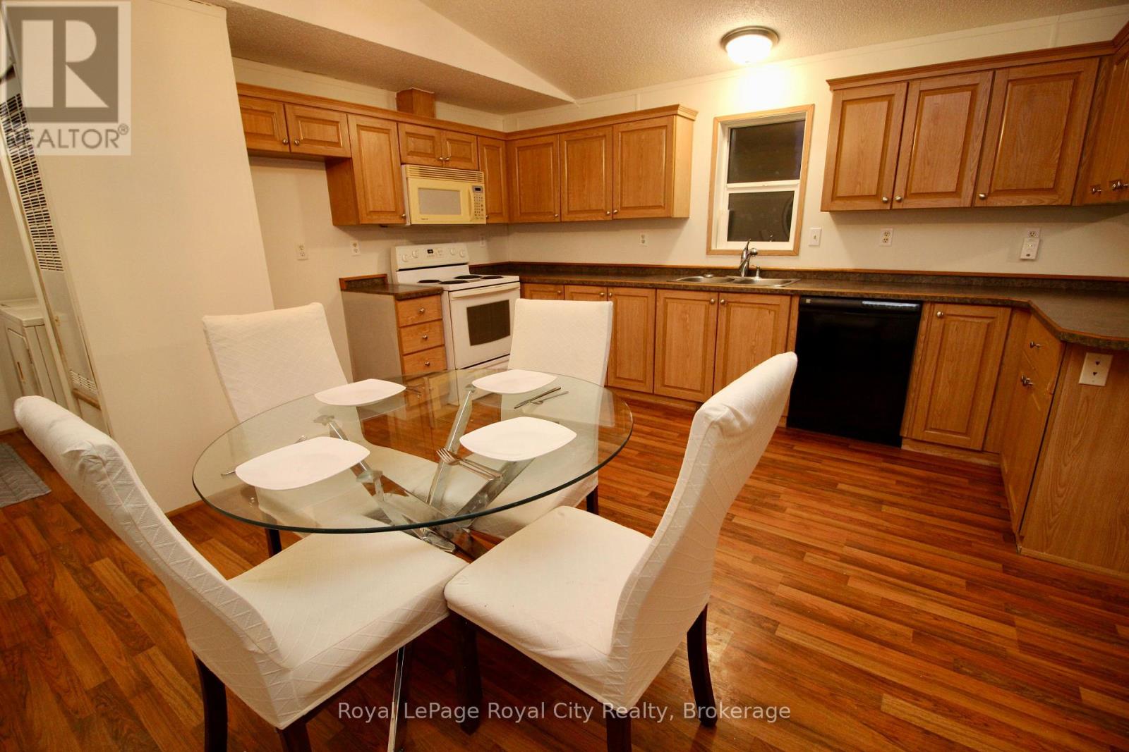 6 OLYMPIA AVENUE - Image 8