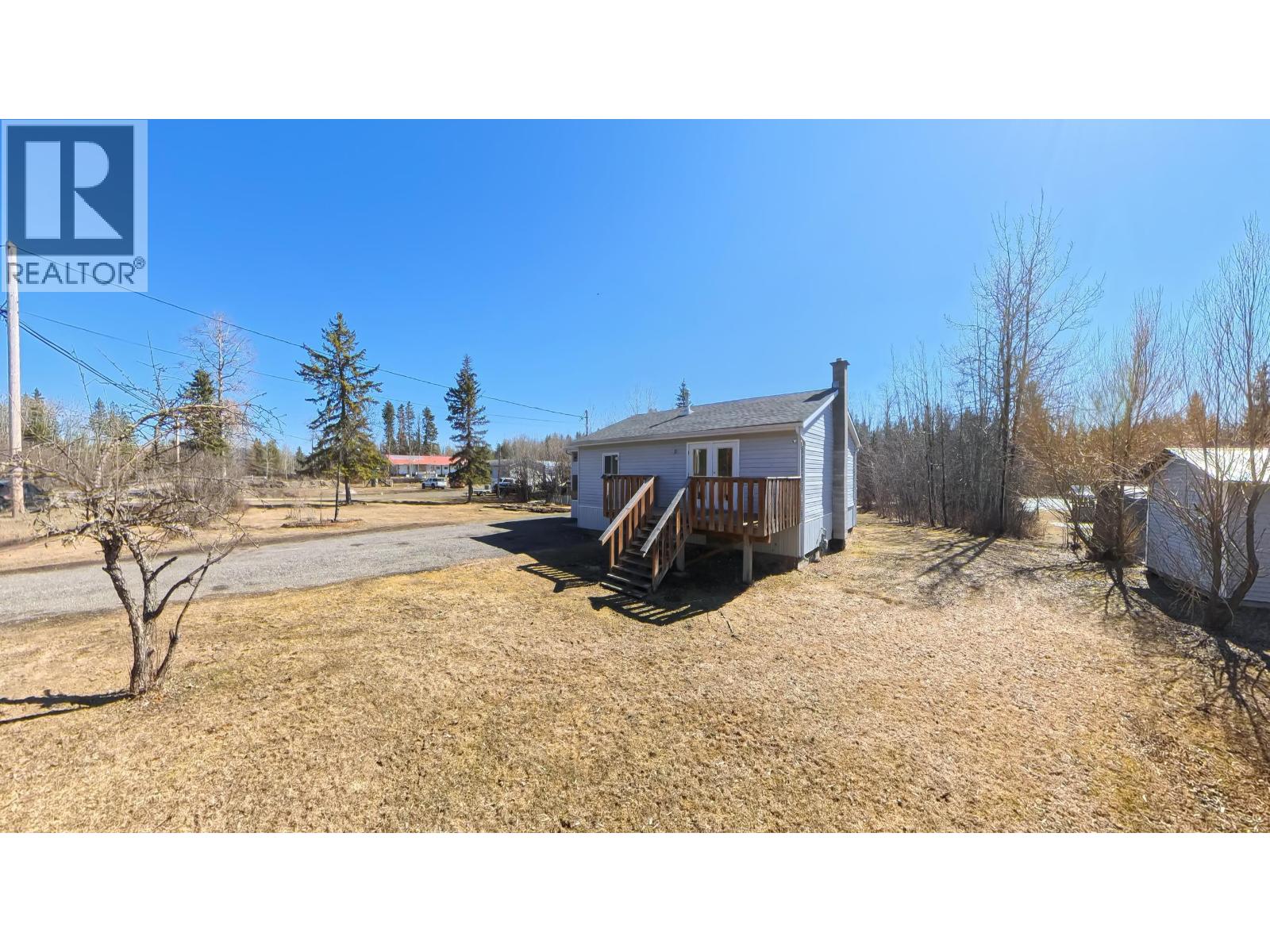 5565 BENDIXON ROAD - 1