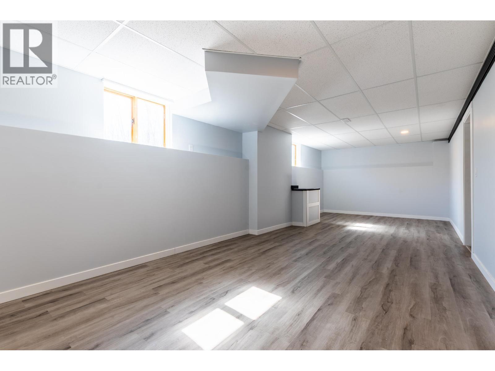 5565 BENDIXON ROAD - 21
