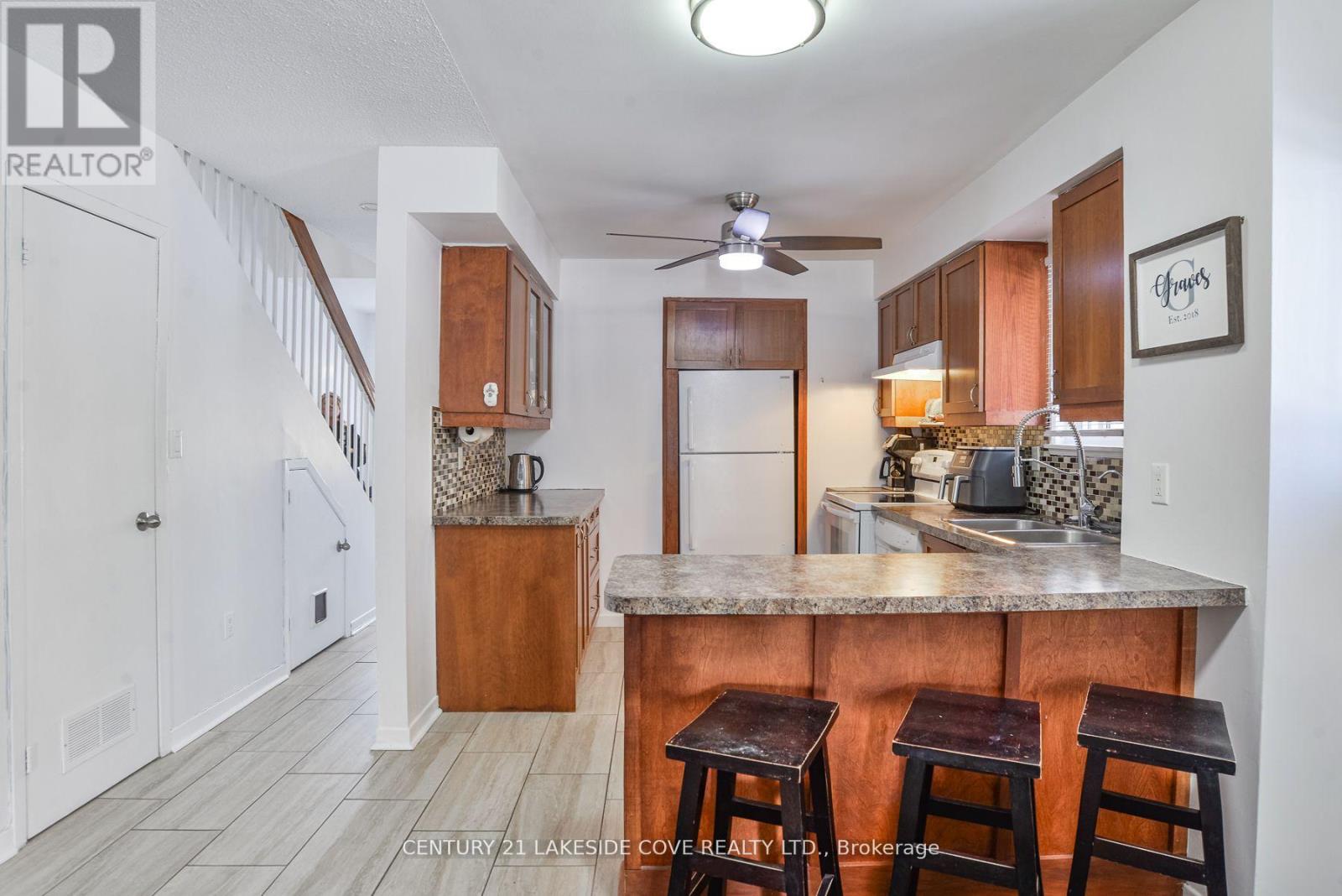 Combined Living / Kitchen