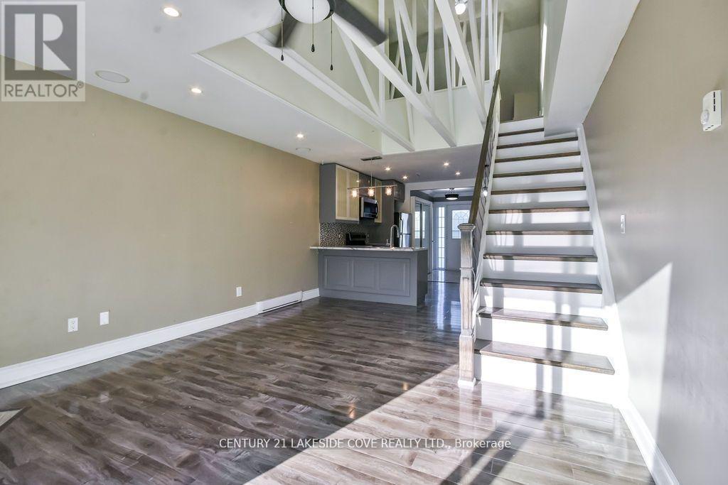 UNIT 12 - 81 LAGUNA PARKWAY N — photo 15