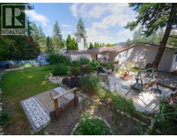 817 Smith Crescent, Genelle, BC V0G1G0 Photo 12