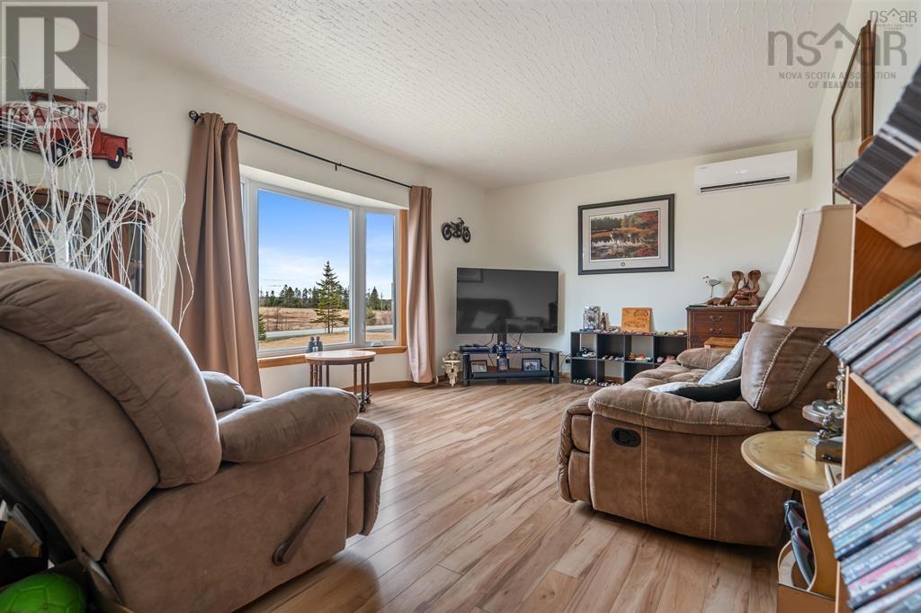 684 St Marys Road - 14