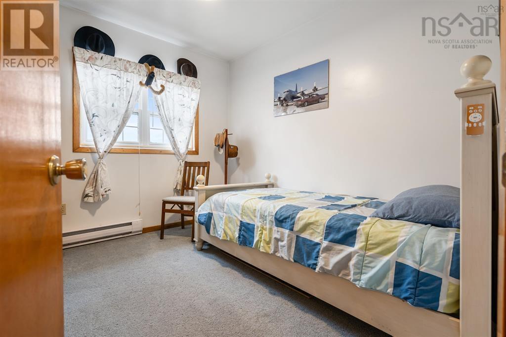684 St Marys Road - 18