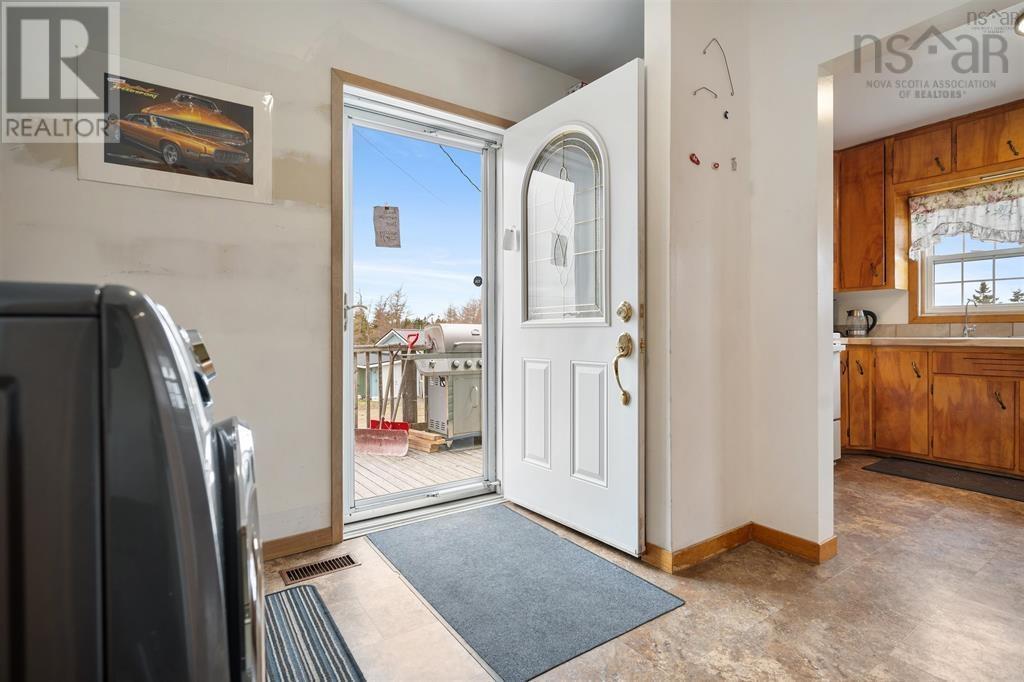 684 St Marys Road - 25