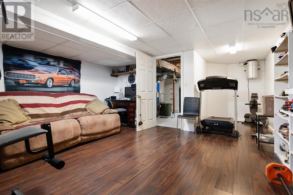 684 St Marys Road - 28
