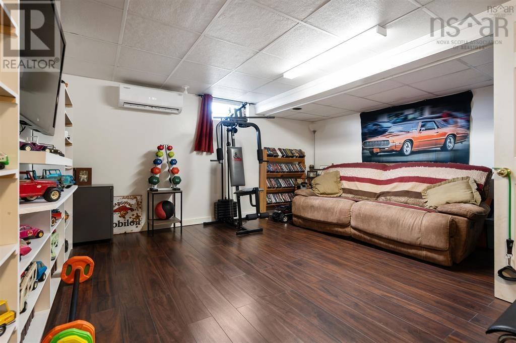 684 St Marys Road - 29