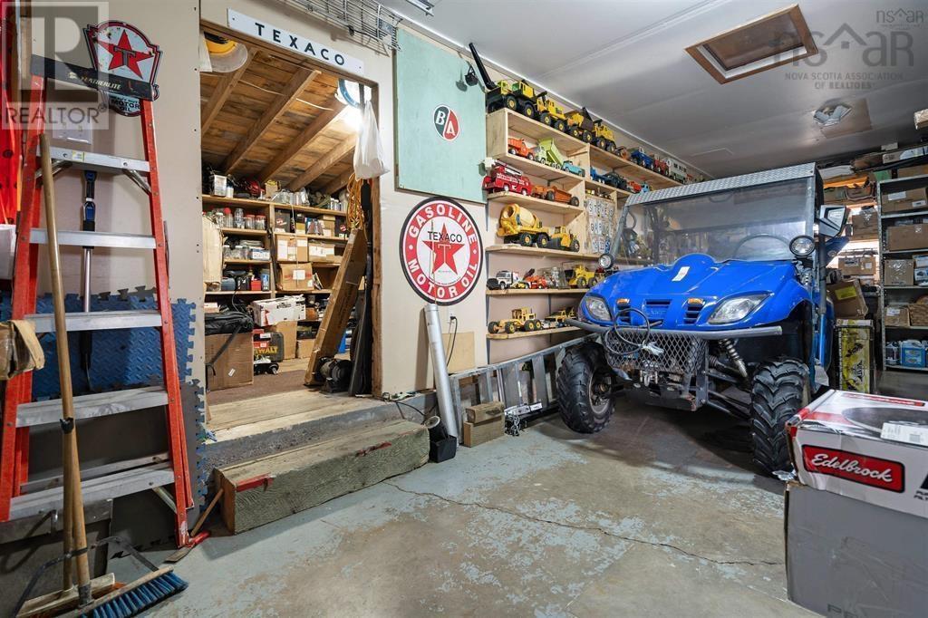 684 St Marys Road - 37