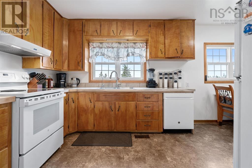684 St Marys Road - 6