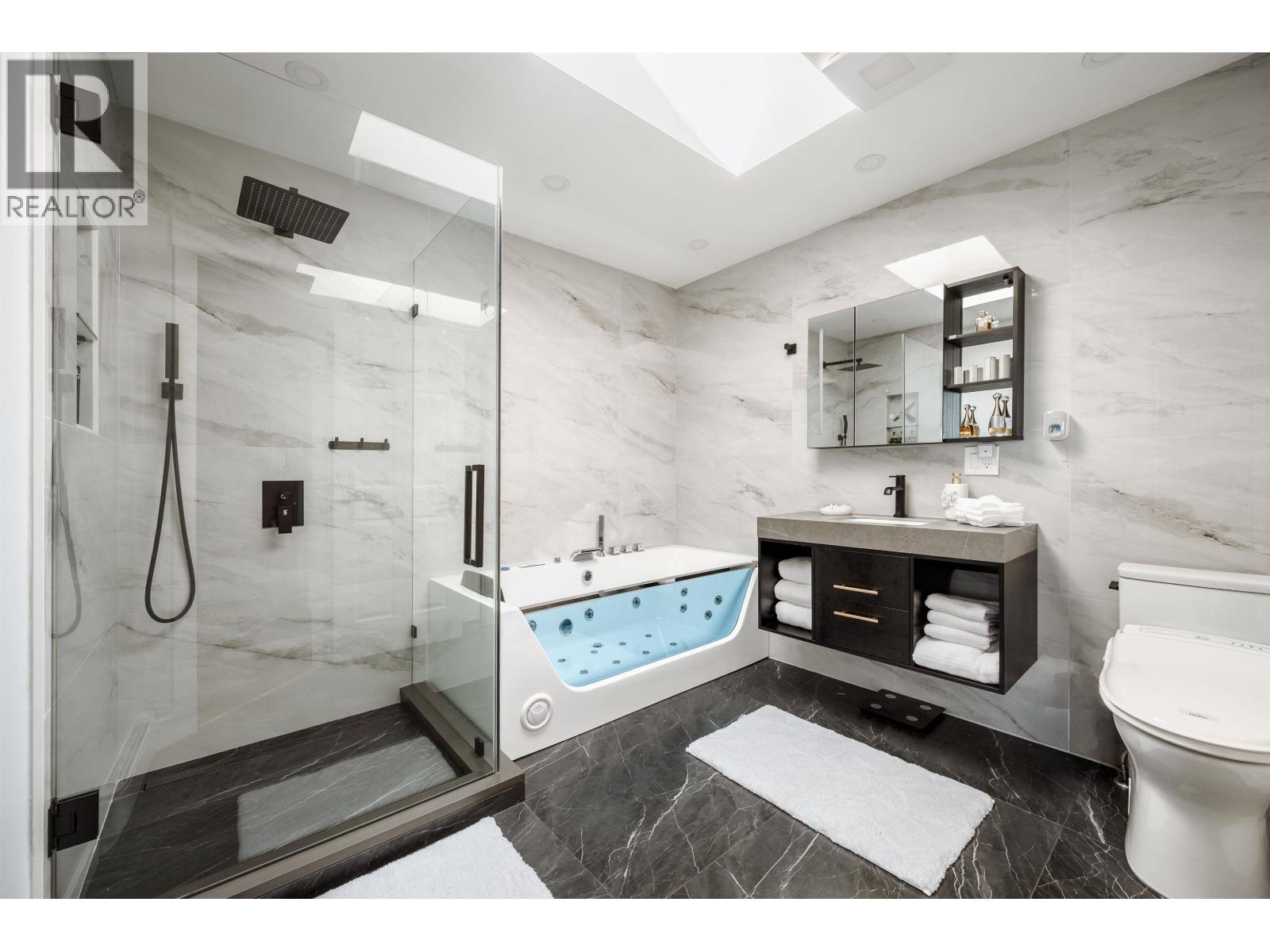 1119 CLERIHUE ROAD, Port Coquitlam