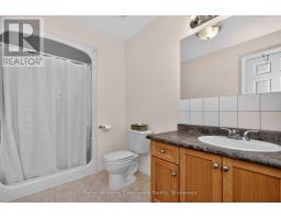 81 Silver Birch Crescent, Tay, ON L0K1R0 Photo 21