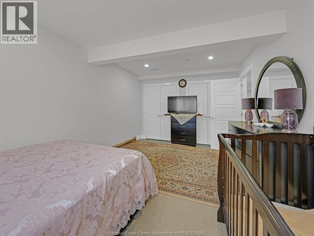 233 Sandybrook WAY - 27