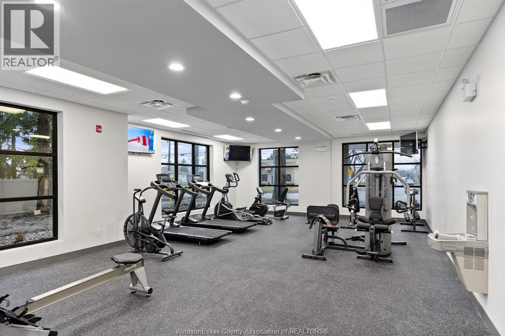 #403 3817 Howard AVENUE - 25