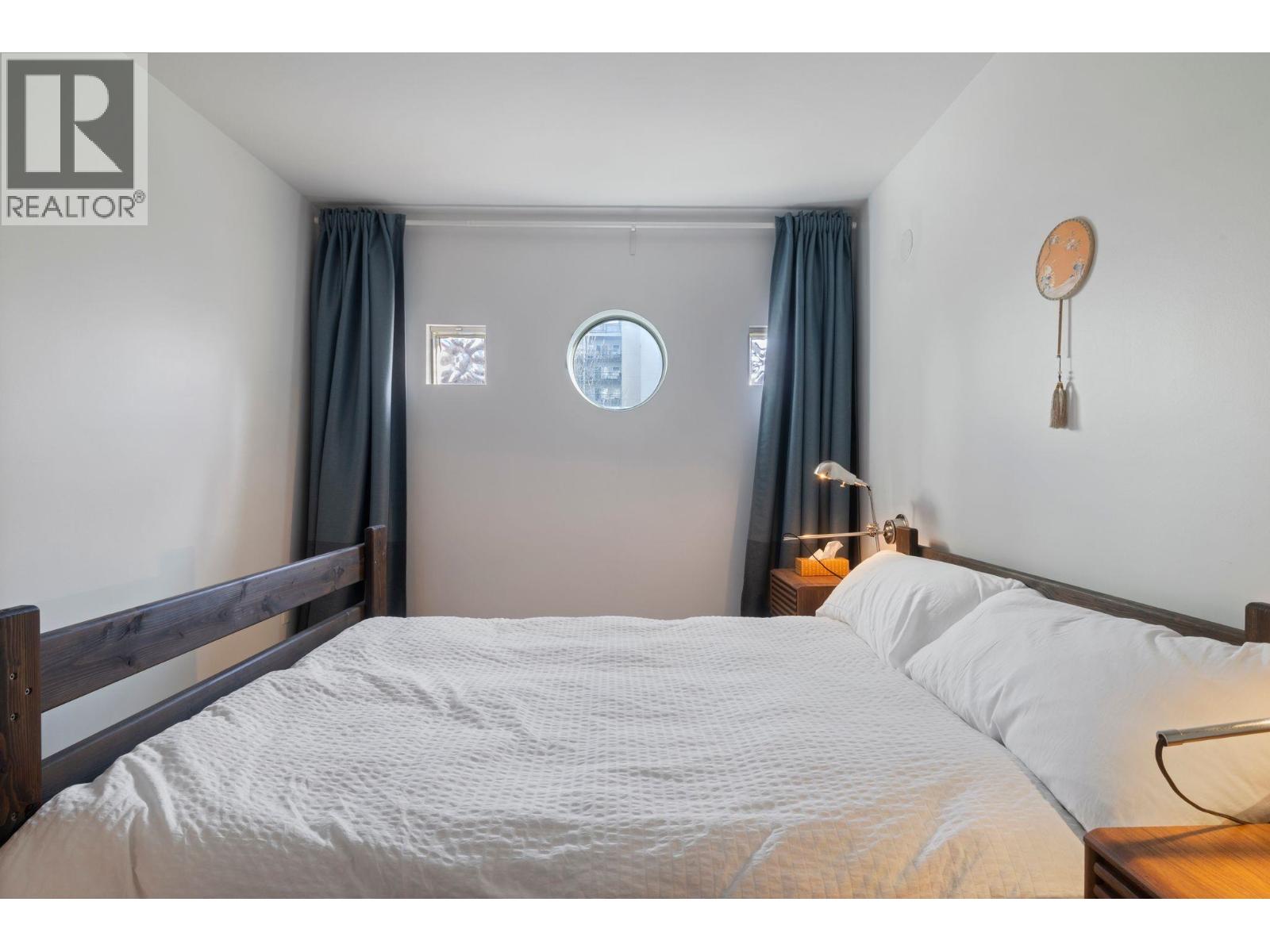 2 Bed, 2 Bath Apartment for Sale in Vancouver – 303 1501 HOWE STREET, Vancouver – MLS# R3117379 - Image 25