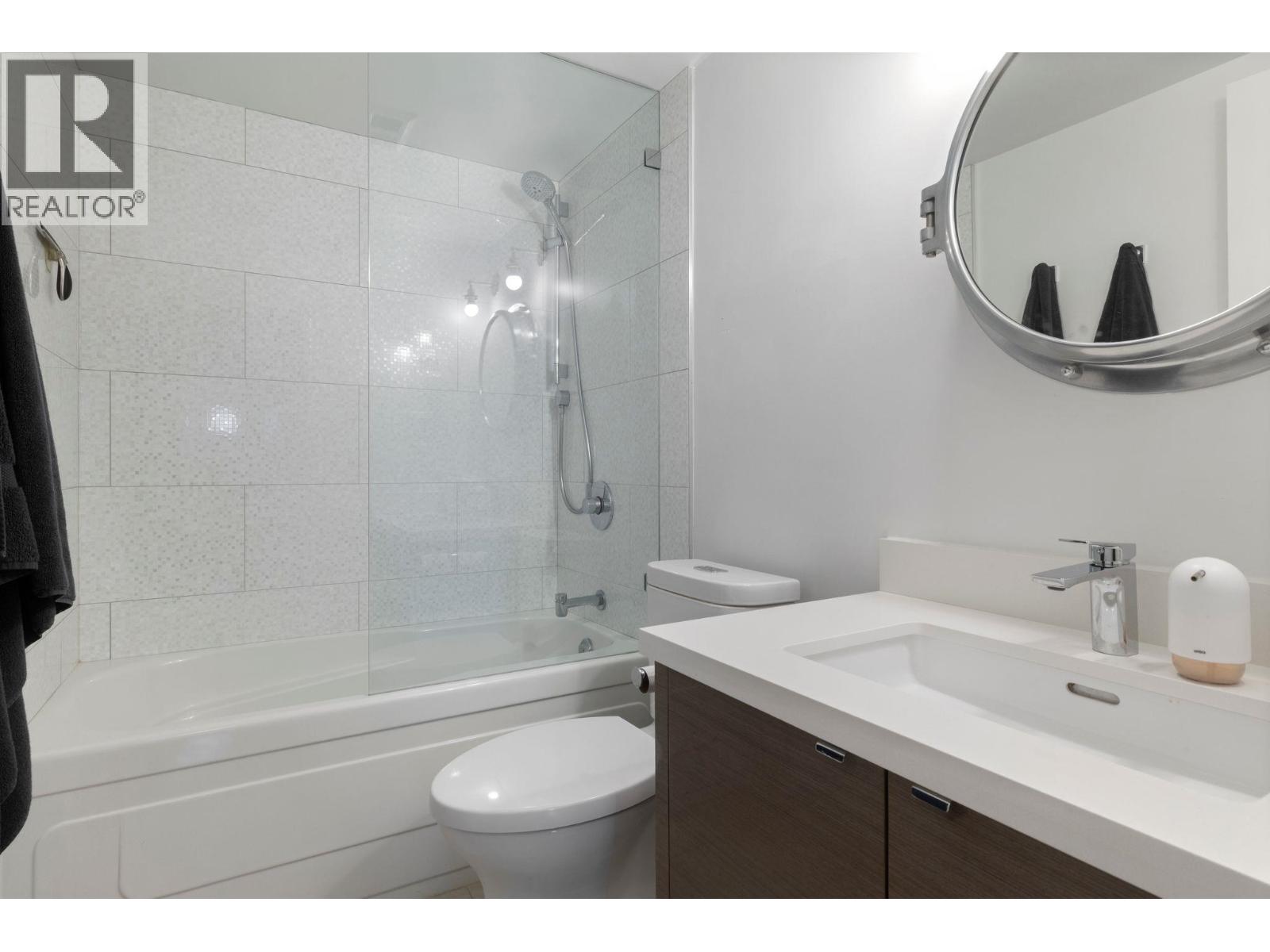 2 Bed, 2 Bath Apartment for Sale in Vancouver – 303 1501 HOWE STREET, Vancouver – MLS# R3117379 - Image 26