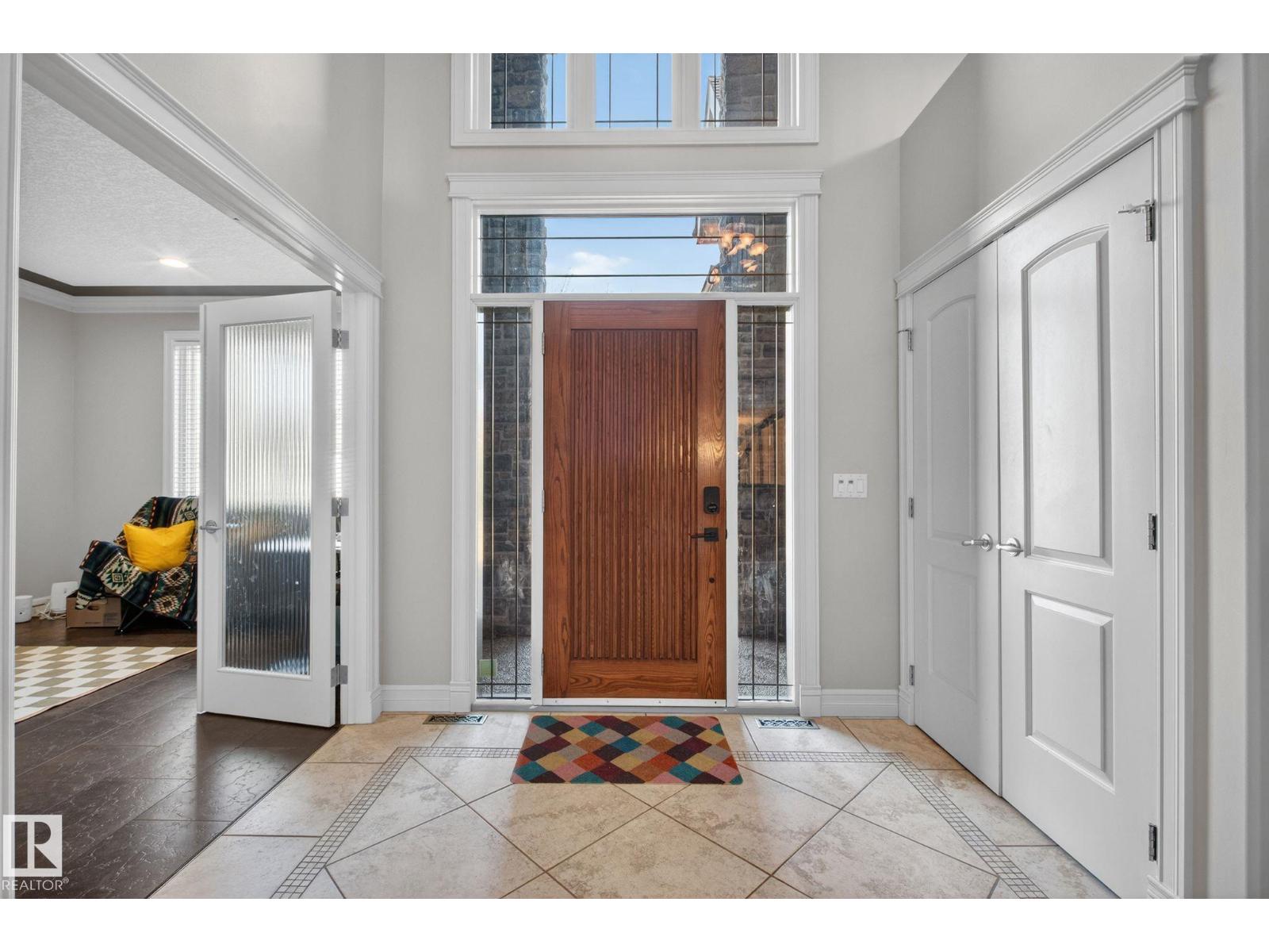 918 HOLLINGSWORTH BN NW, Edmonton