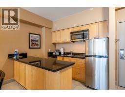 560 4050 Whistler Way, Whistler, BC V8E1H9 Photo 8