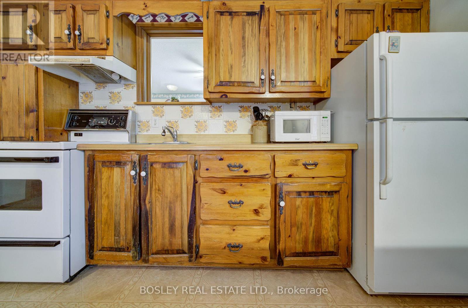 310 TINY BEACHES ROAD S - 12