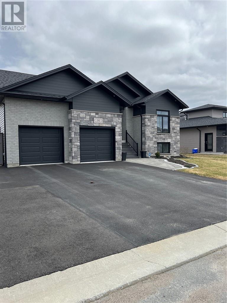 190 Hollybrook Crescent, Azilda, Ontario, P0M1B0 — Photo 3