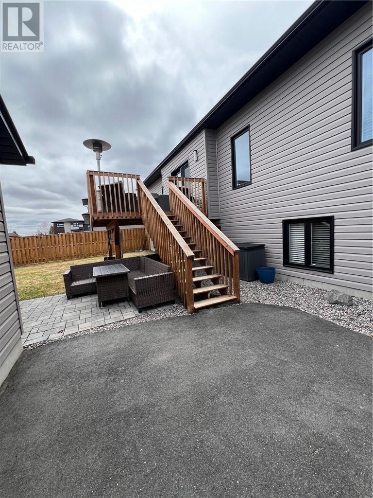 190 Hollybrook Crescent, Azilda, Ontario, P0M1B0 — Photo 9