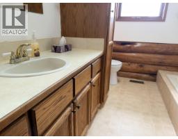 3642 Spokin Lake Road, 150 Mile House, BC V0K2G0 Photo 13