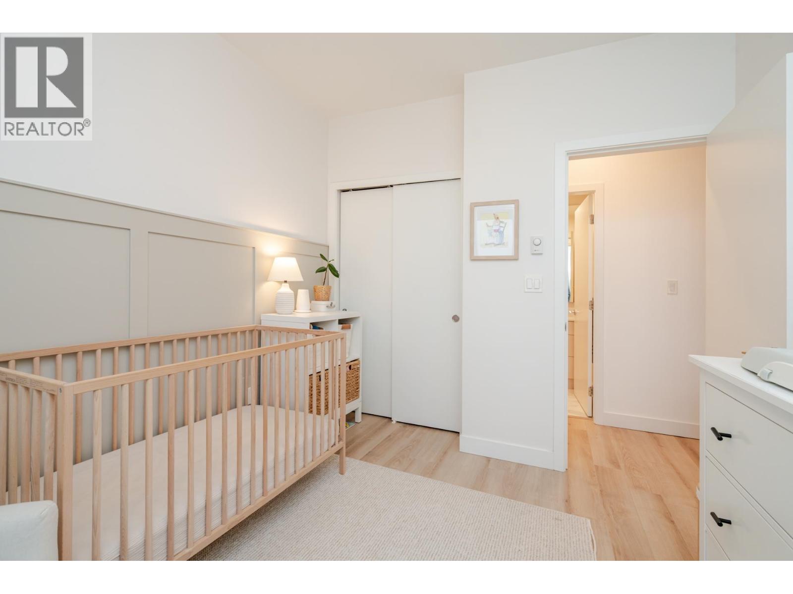 201 1892 STARLING DRIVE, Tsawwassen