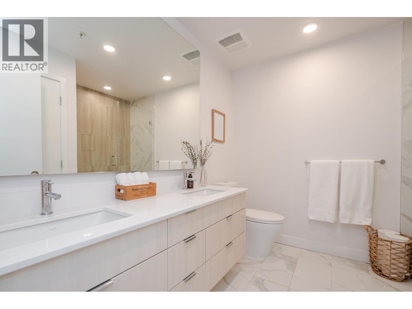 201 1892 STARLING DRIVE, Tsawwassen