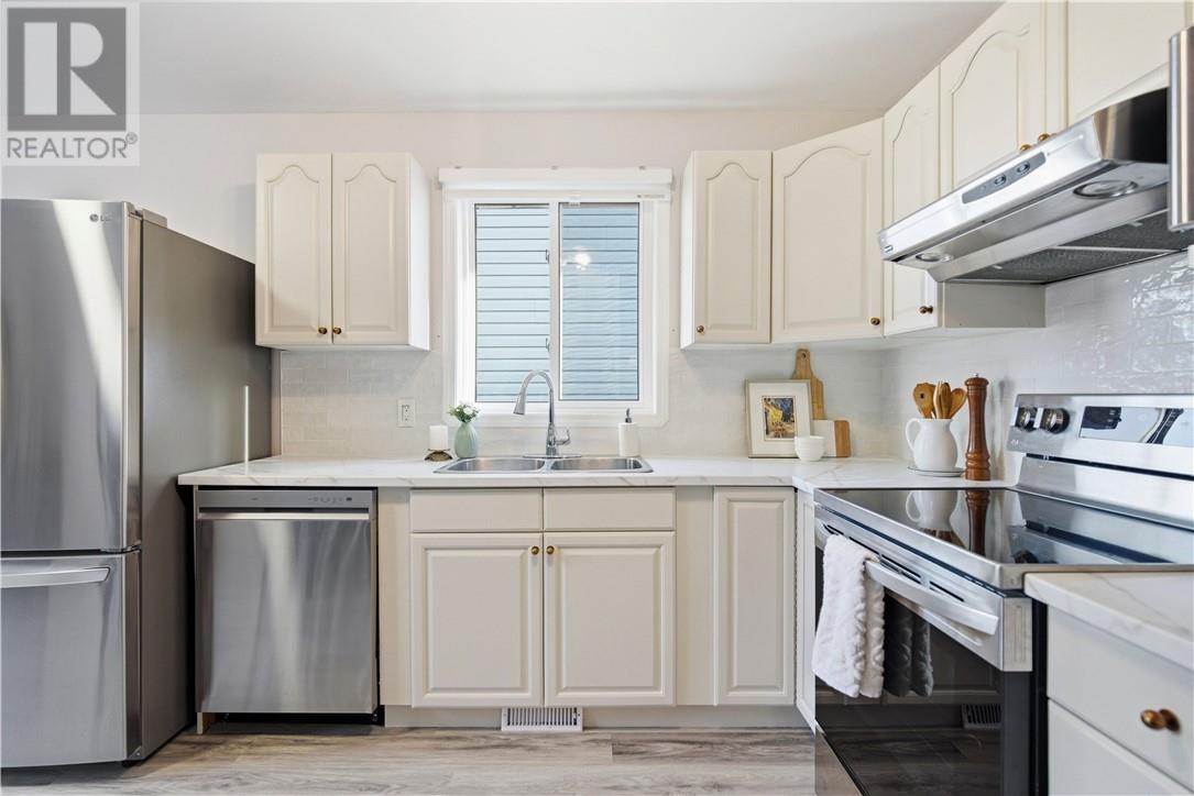 291 Ray Street, Wahnapitae, Ontario, P0M3C0 — Photo 6