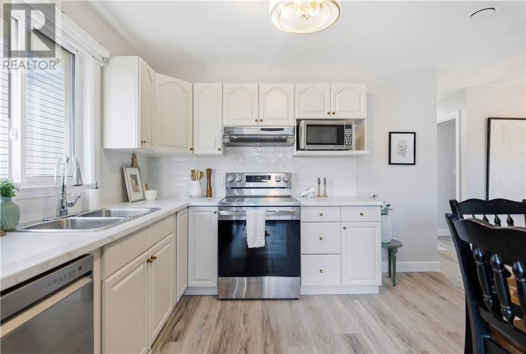 291 Ray Street, Wahnapitae, Ontario, P0M3C0 — Photo 7