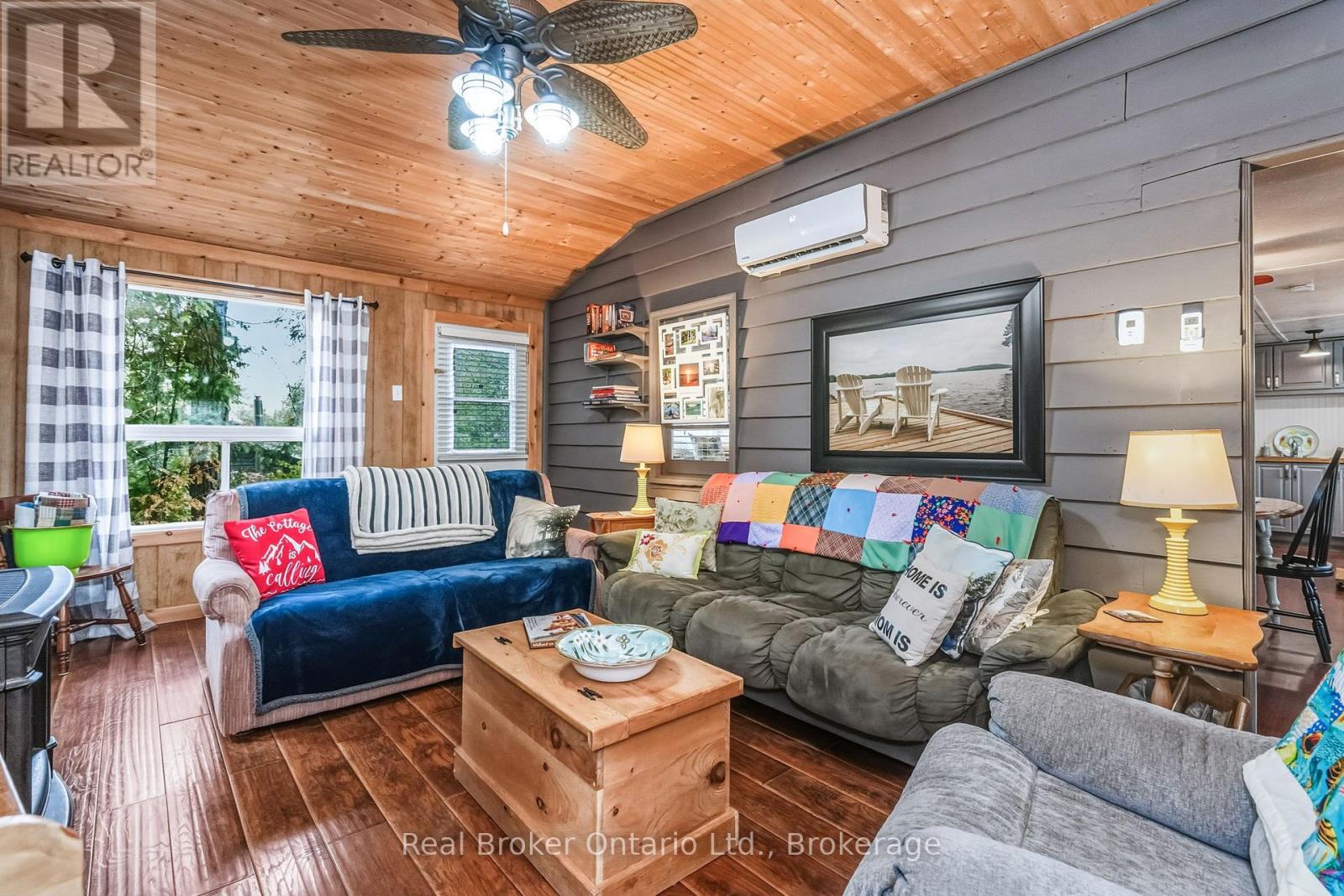 33 GLOUCESTER GROVE - 13