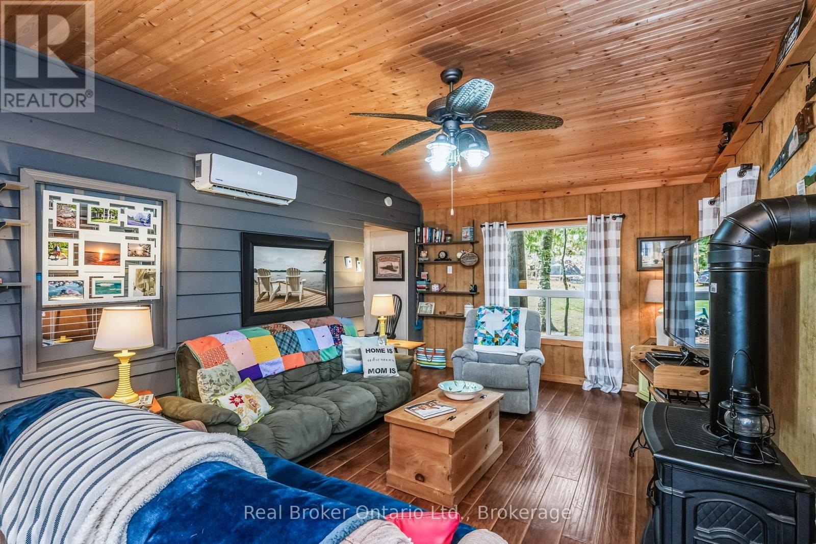 33 GLOUCESTER GROVE - 14