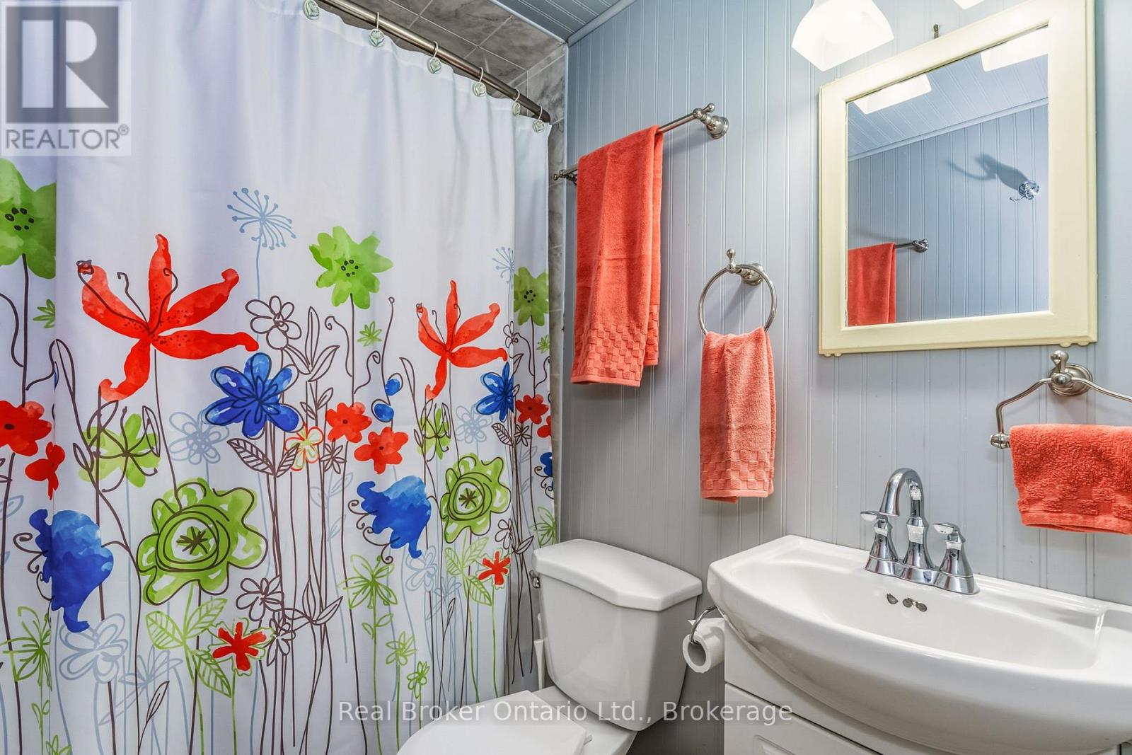 33 GLOUCESTER GROVE - 18