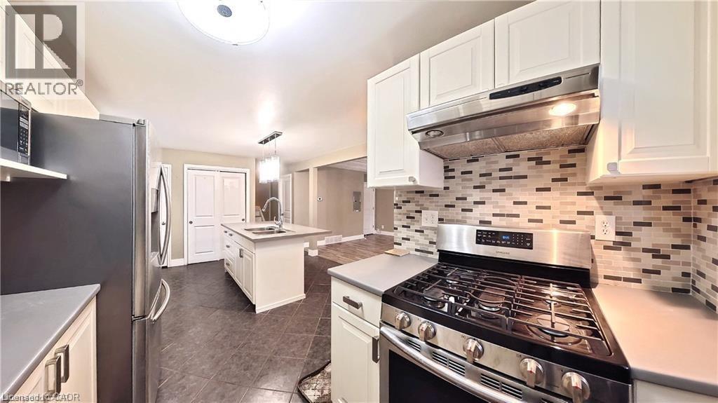 61 BOSWORTH Crescent Unit# Upper, Kitchener, Ontario, N2E1Y9 — Photo 12