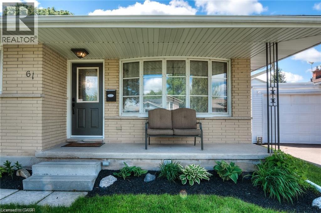 61 BOSWORTH Crescent Unit# Upper, Kitchener, Ontario, N2E1Y9 — Photo 2