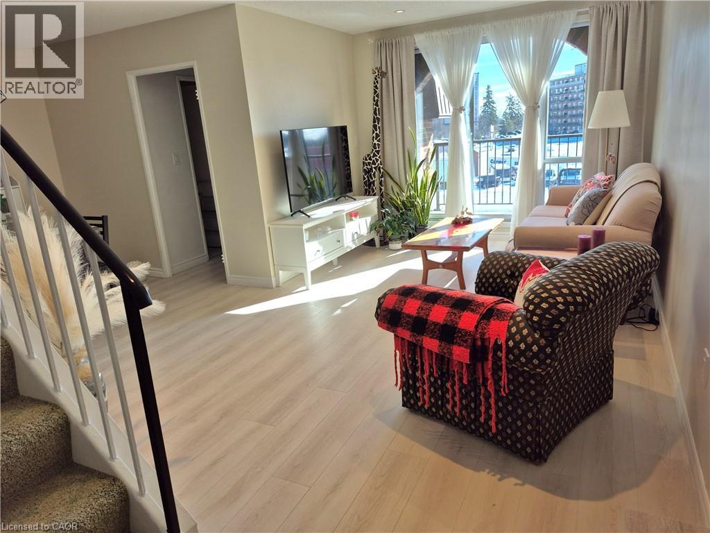 36 HAYHURST Road Unit# 334, Brantford, Ontario, N3R6Y9 — Photo 8