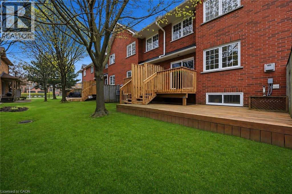 2880 HEADON FOREST Drive Unit# 10, Burlington, Ontario, L7M4H2 — Photo 31