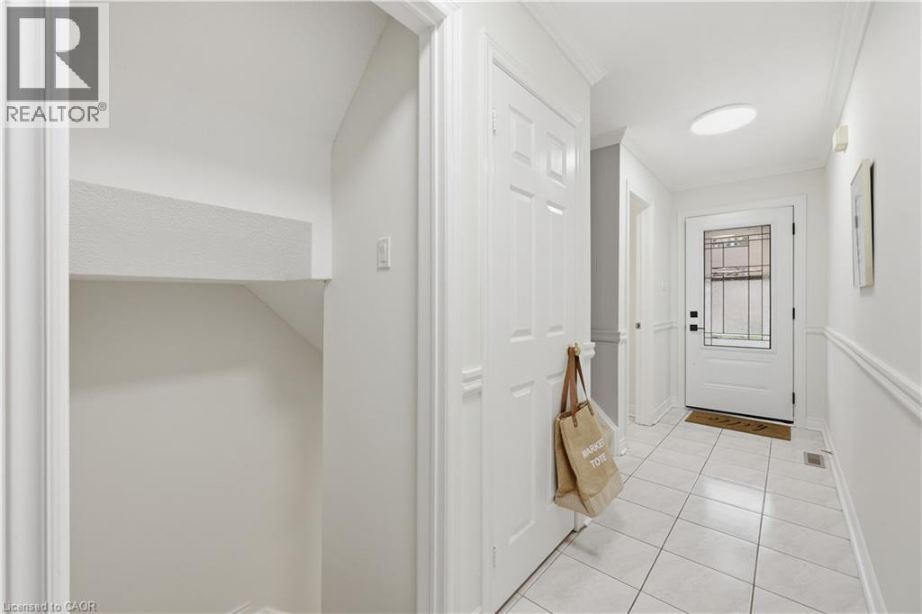 2880 HEADON FOREST Drive Unit# 10, Burlington, Ontario, L7M4H2 — Photo 23