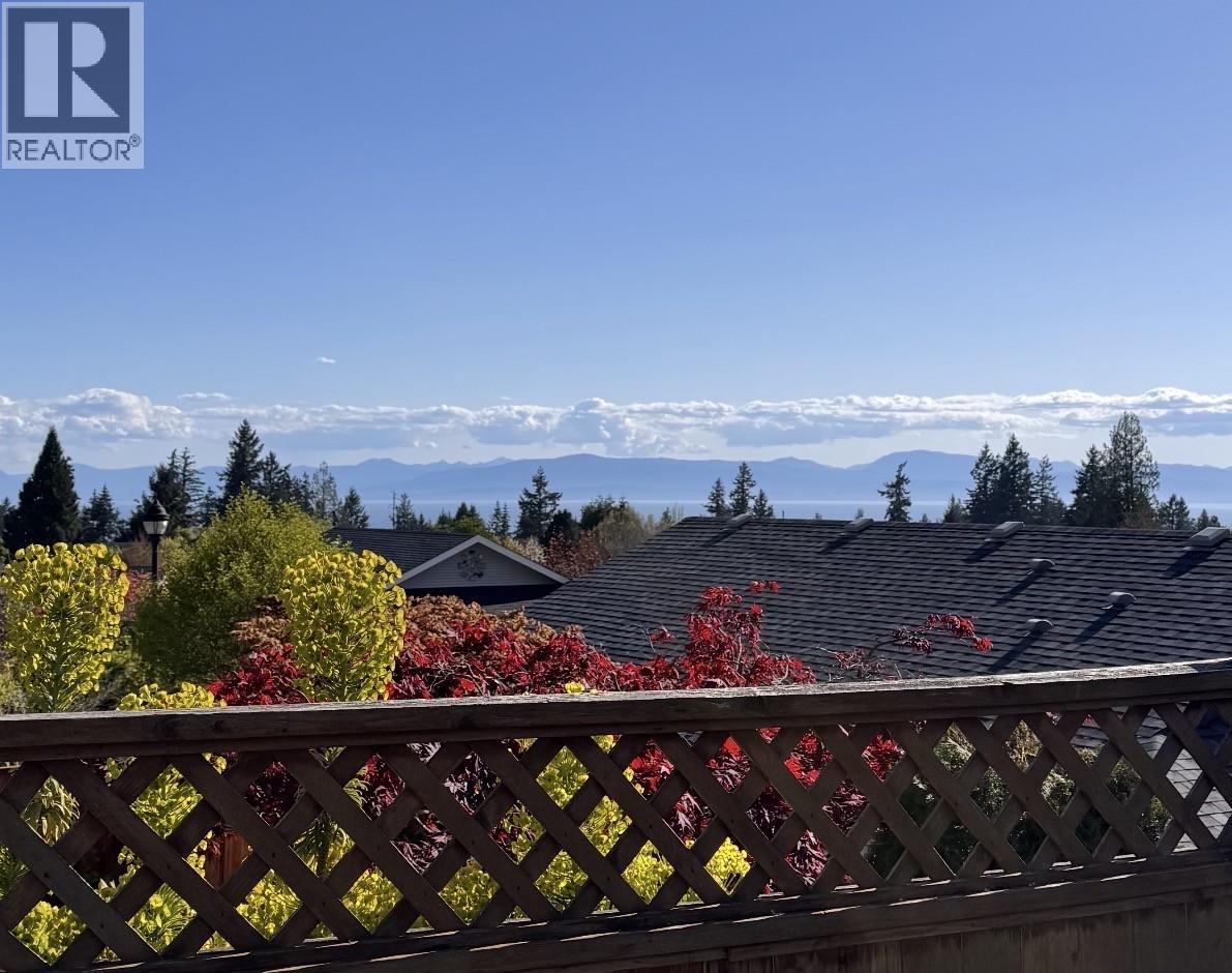 6335 TYLER ROAD, Sechelt