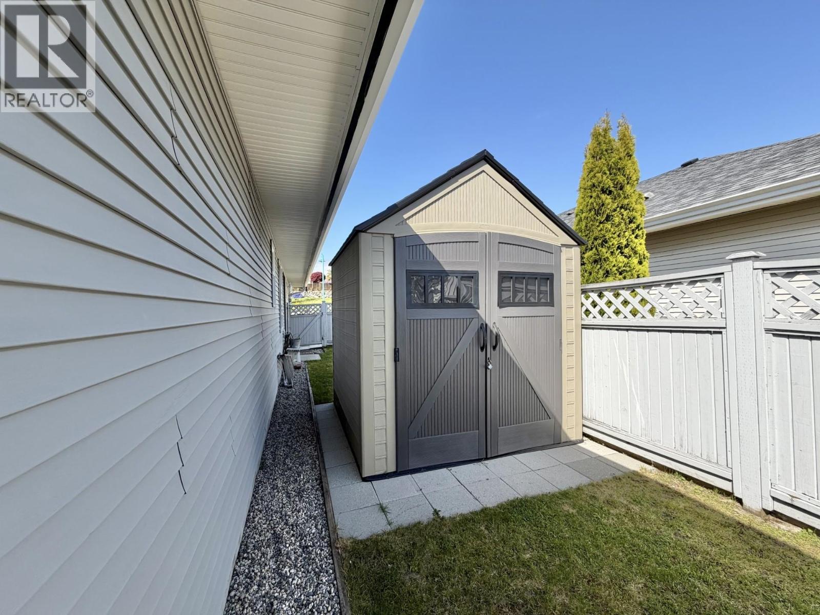 6335 TYLER ROAD, Sechelt