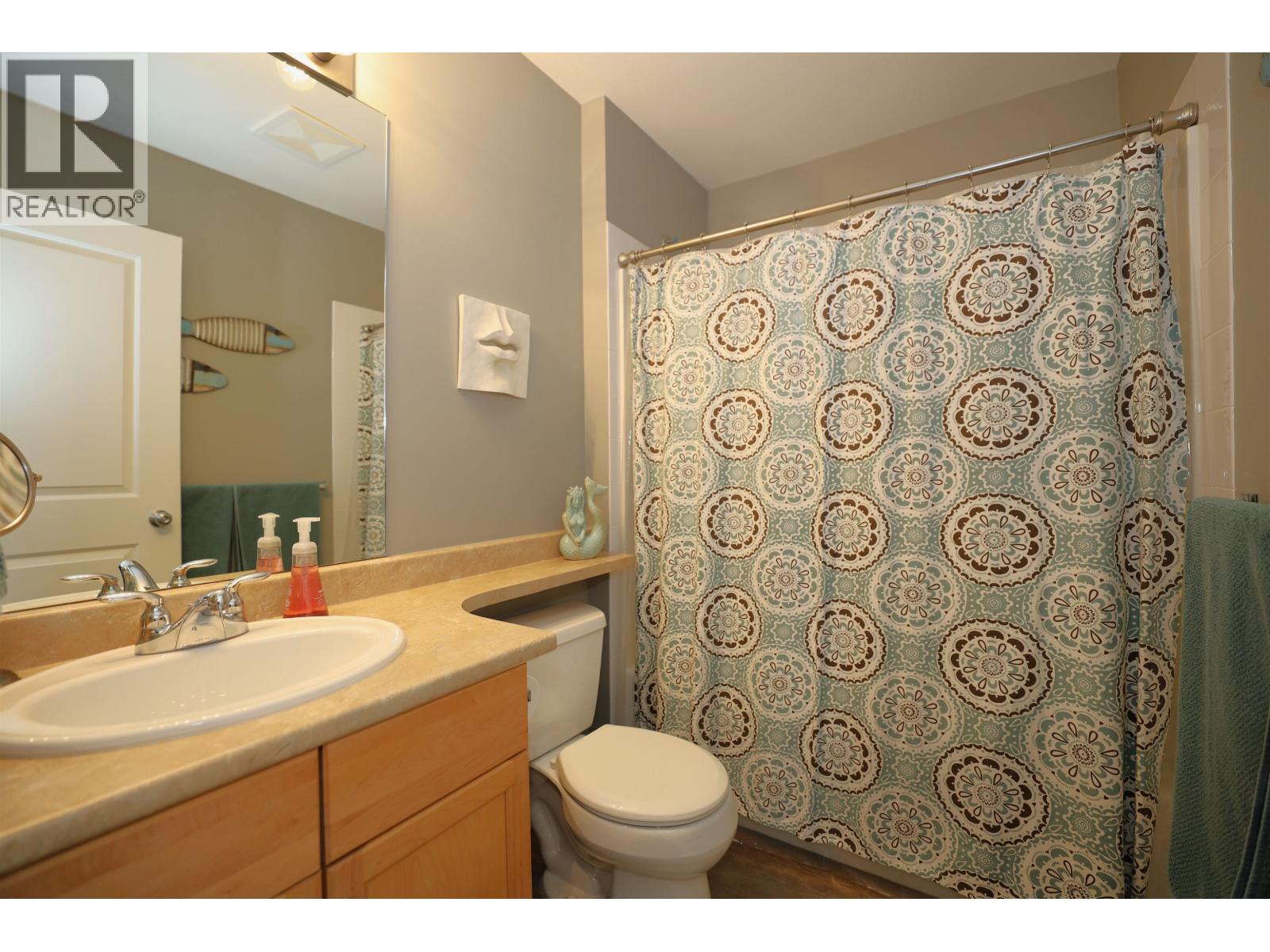 6335 TYLER ROAD, Sechelt