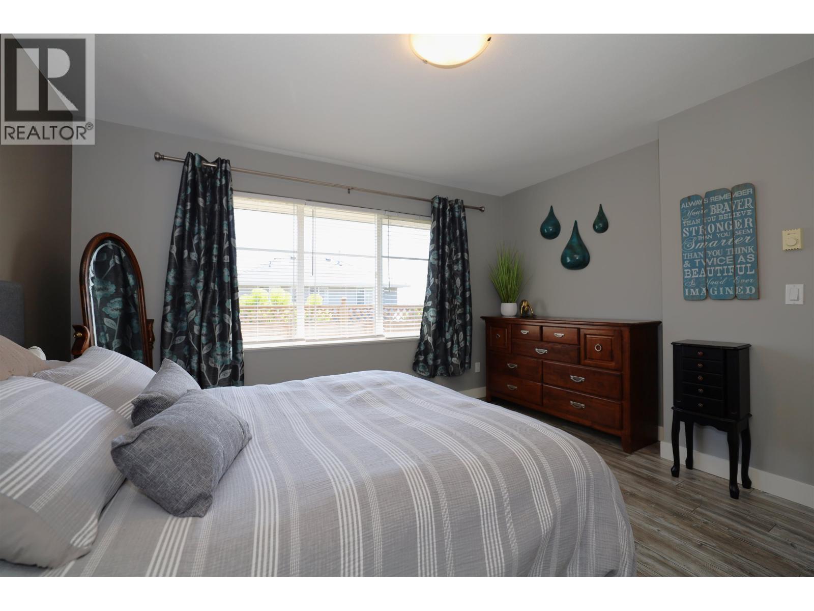 6335 TYLER ROAD, Sechelt