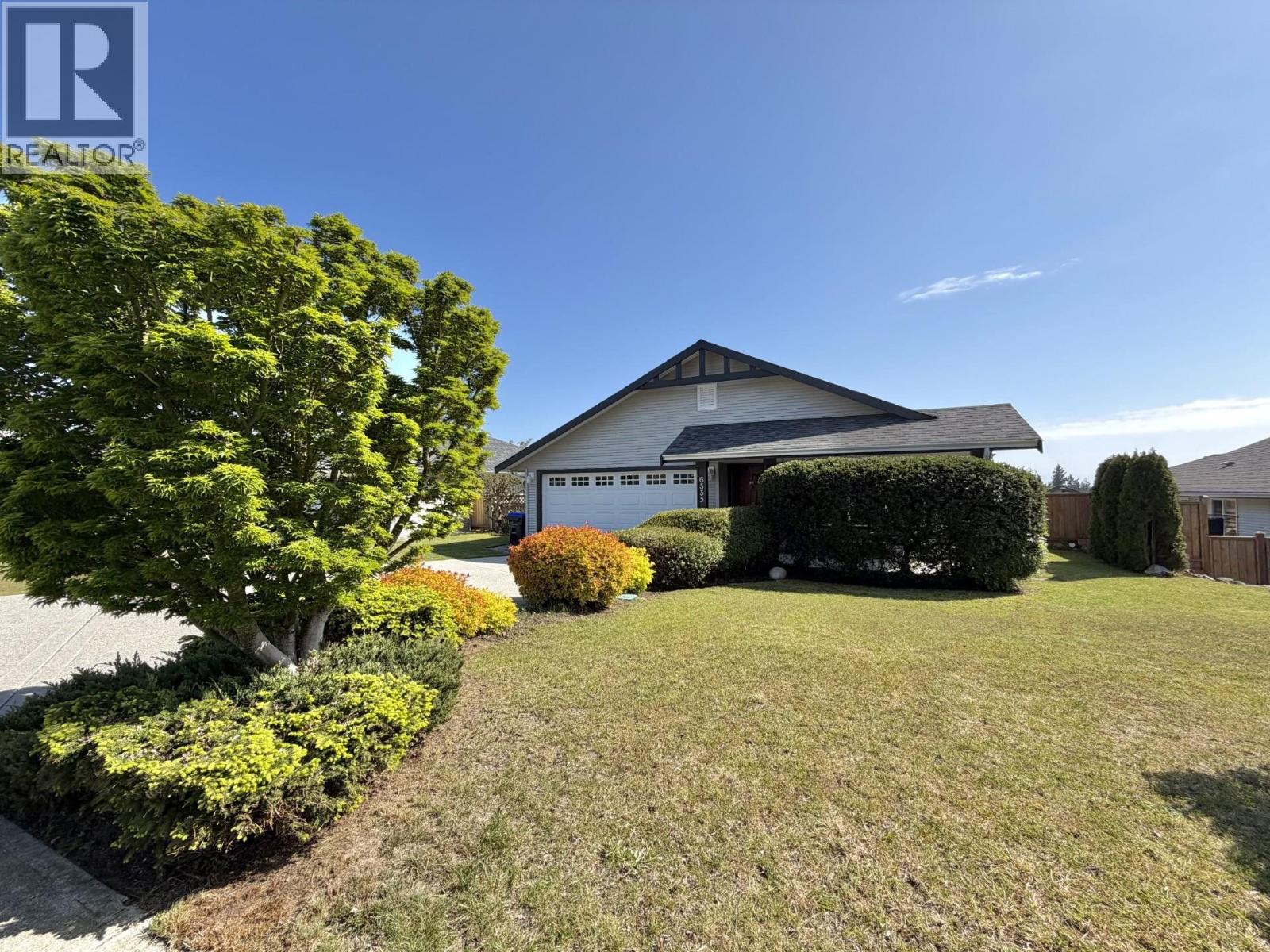 6335 TYLER ROAD, Sechelt