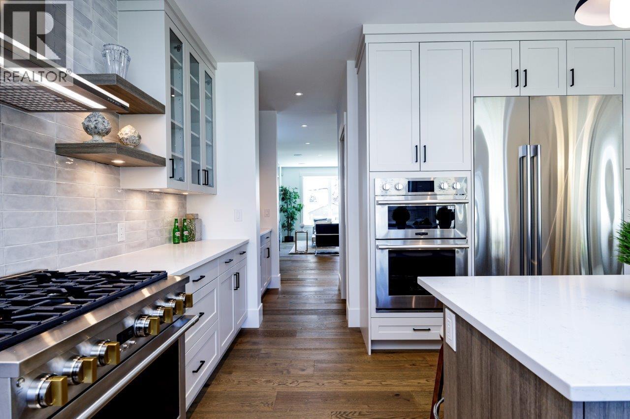 1028 CALVERHALL STREET, North Vancouver
